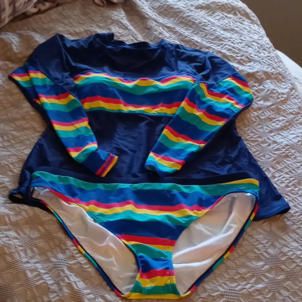 Swimsuit - Picture 1 of 3